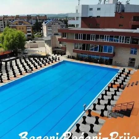 Luka 2 Holiday home *